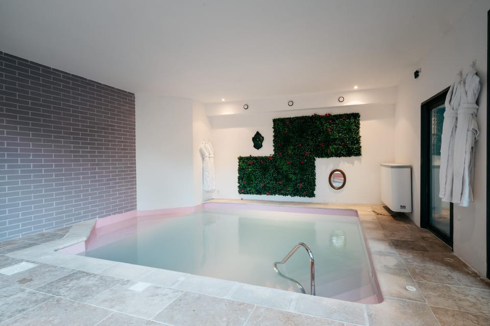 Le Clos Violette D'Aglaé Hotel in L'Isle-sur-la-Sorgue