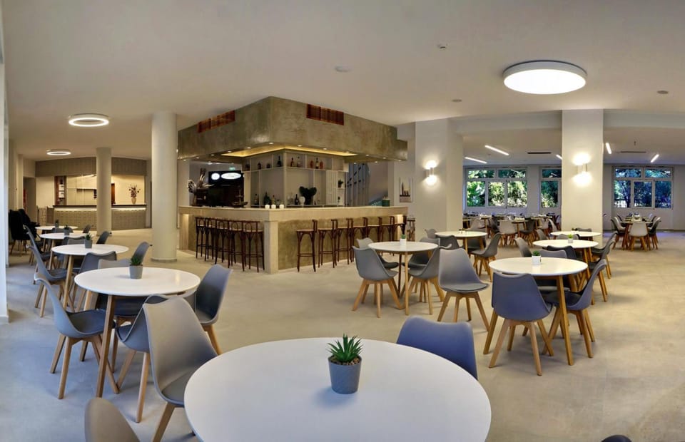 Bar/lounge