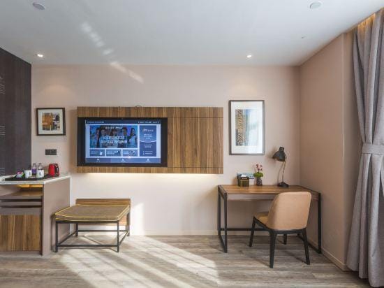 Homeinn Plus Hotel (Hangzhou West Lake Lakeside Qingchun Road) Hotel in Hangzhou