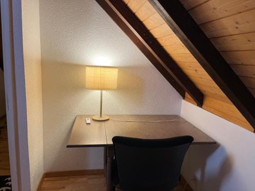 Private room for long term rent 1000-1200CHF per month Hotel in Canton of Bern (Region)