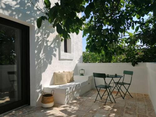 Intornoalnoce suites Hotel in Province of Taranto