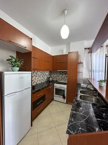 Guesthouse Xhuliano Hotel in Ksamil