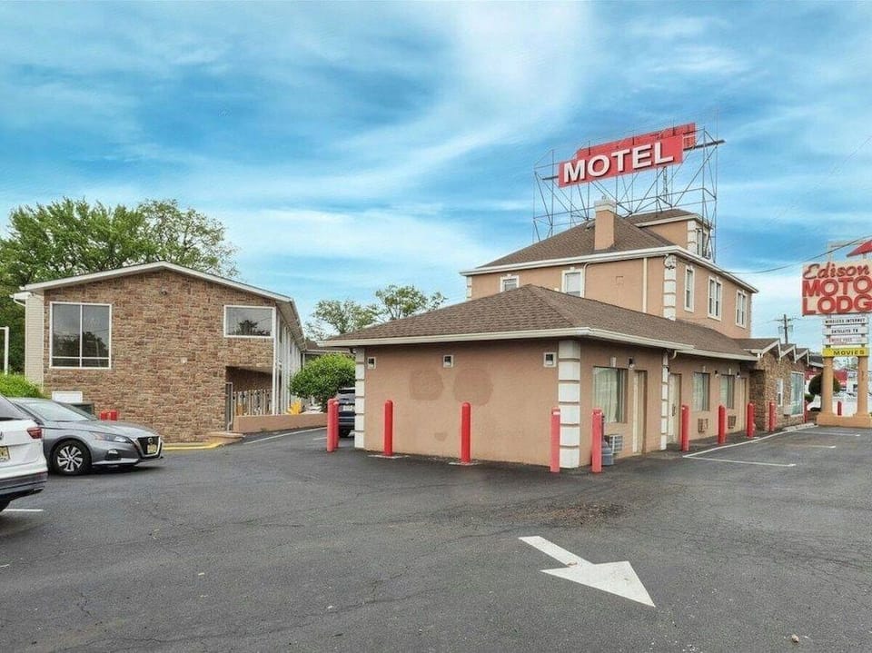Edison Motor Lodge Motel in New Brunswick