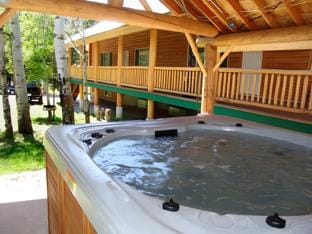 Hot tub