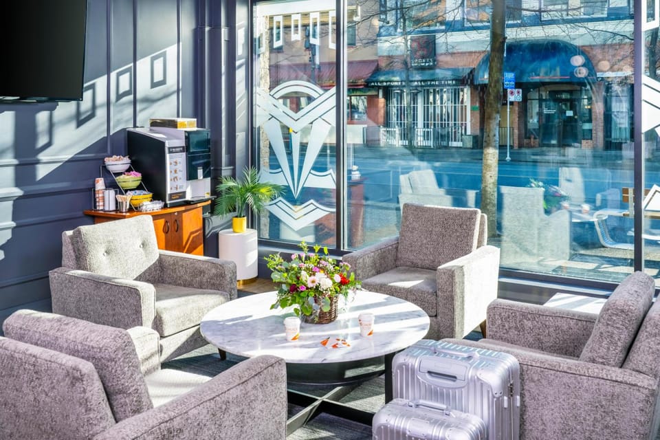 Quality Inn & Suites Hotel in Vancouver