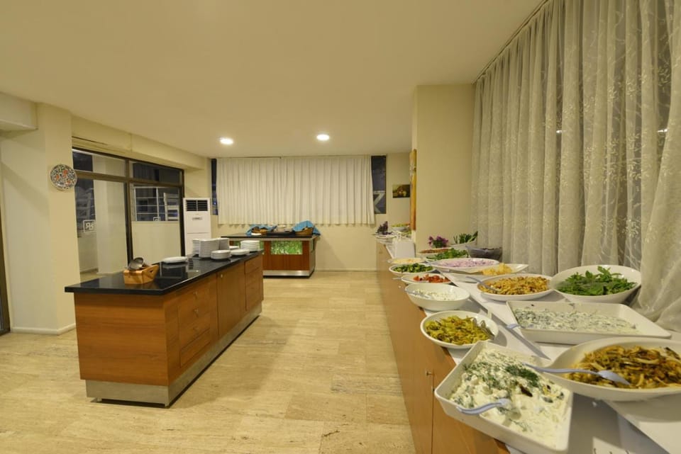 Kaftans City Hotel by RRH&R Hotel in Antalya Province