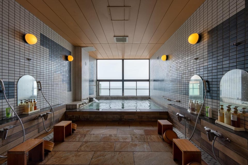 Hot spring bath