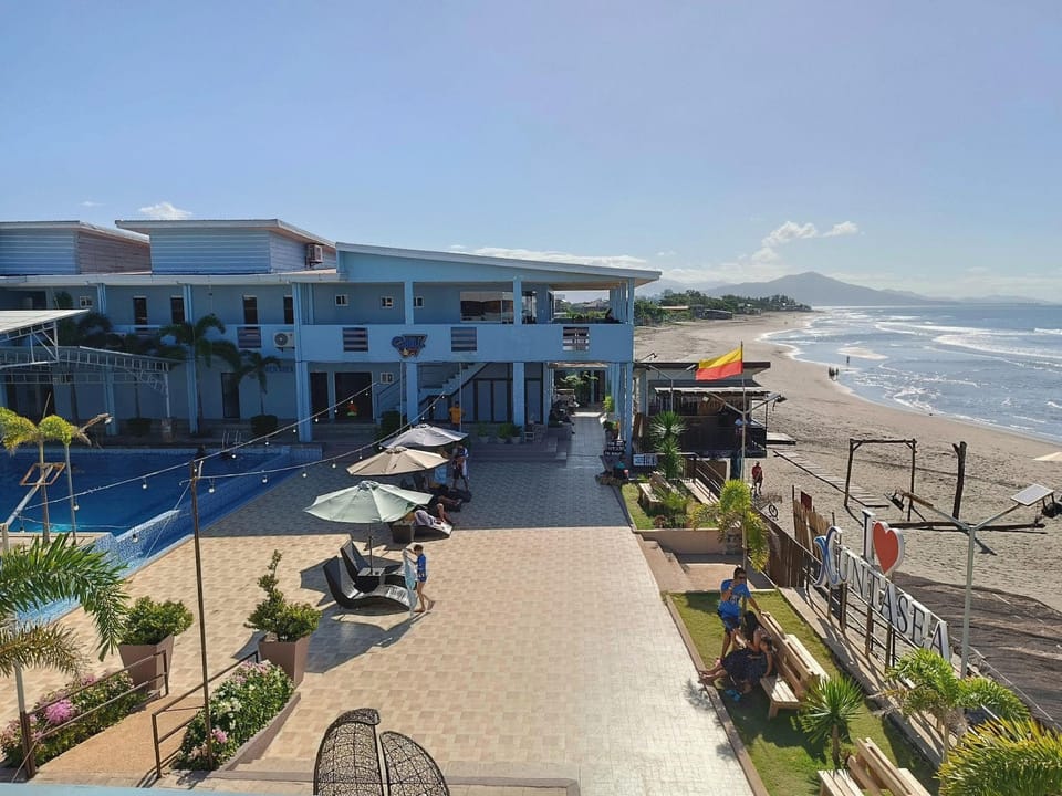 Funtasea Hotel and Beach Resort Resort in Central Luzon