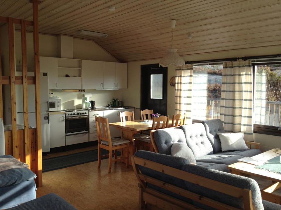 Kallviken Semesterby Hostel in Västra Götaland County