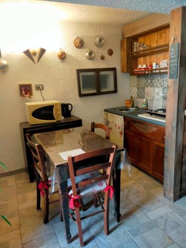 Rosa Bianca Hotel in Aosta Valley, Italy