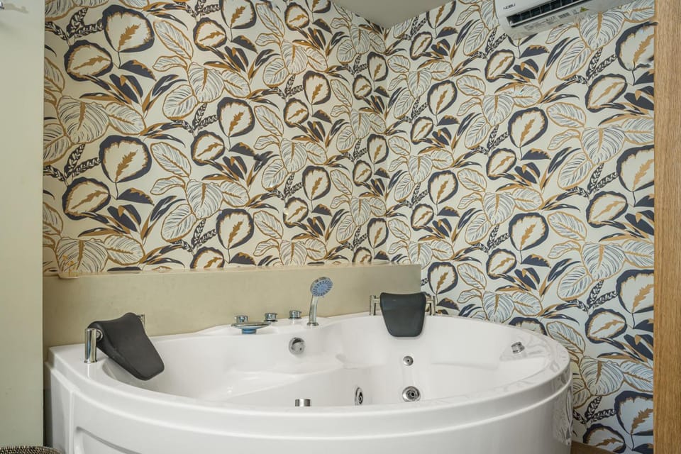 HOM54 Luxury Suites Hotel in Heraklion