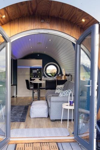 Hollins Farm - Dog Friendly, Self Catering Holiday Lodges Lodge in Borough of Harrogate