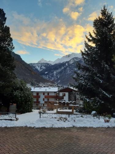 ALPINO B&B Hotel in Chiesa In Valmalenco