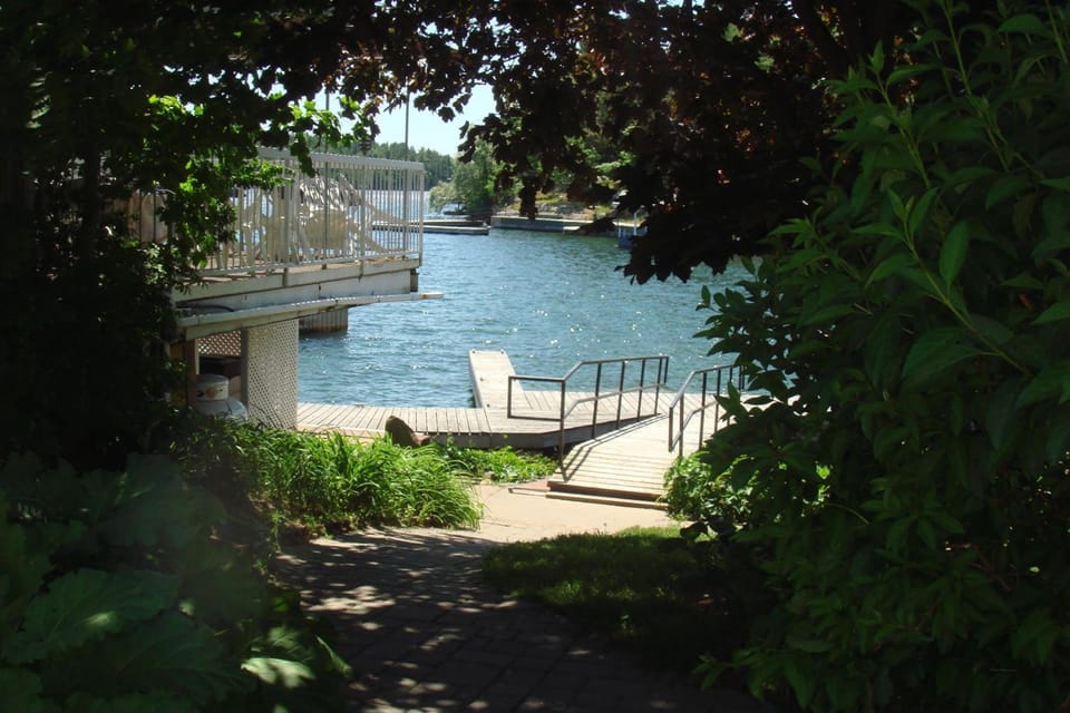 Boathouse Country Inn Resort in Alexandria Bay