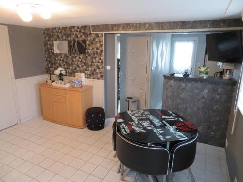 Chambres d'Hotes La Maison Neuve Hotel in Brittany