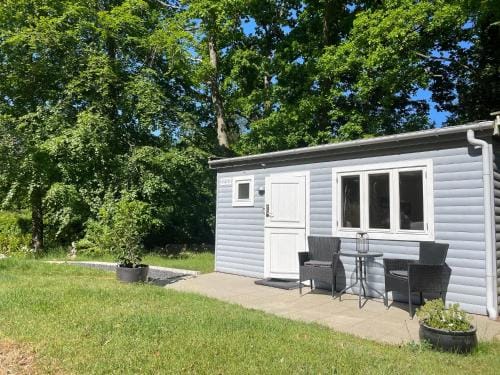 Cozy private annex near bathing lake and 30 min. from Copenhagen Hotel in Zealand