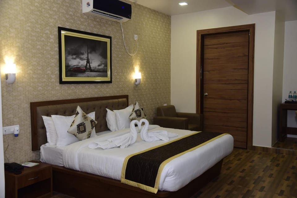 Samada Hotel And Banquet Hotel in Lucknow