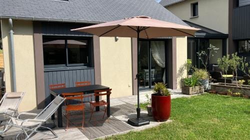 Ker Neizh Cancale, Cottage Baie de Cancale GR34 Hotel in Cancale