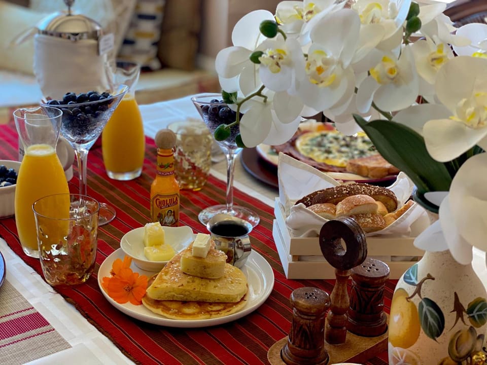 Eagle Rock Bed and Breakfast Hotel in Chemainus