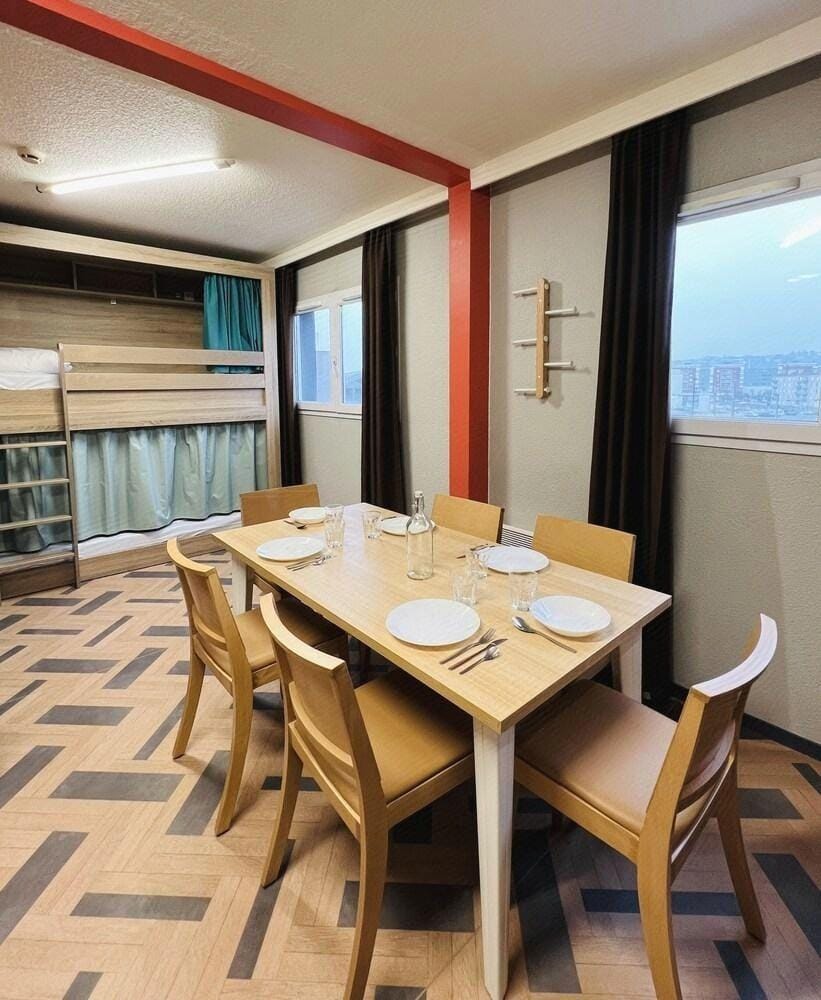 The People Le Havre Hotel in Le Havre
