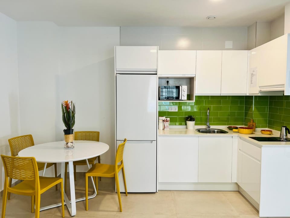 Bnbook Medea Apartments 2 Hotel in Fuengirola