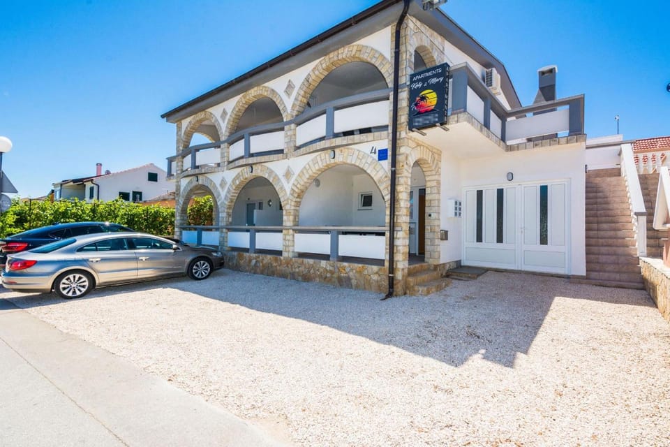 Apartments Skundric Hotel in Zadar County