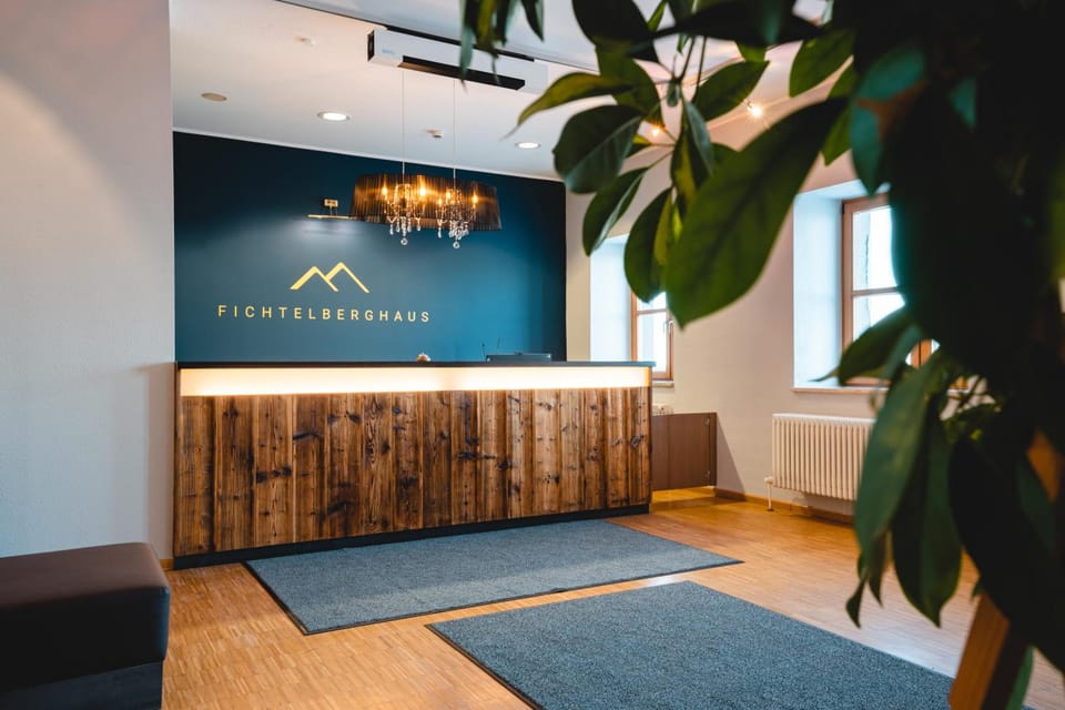 Hotel Fichtelberghaus - ganz oben im Erzgebirge Hotel in Erzgebirgskreis