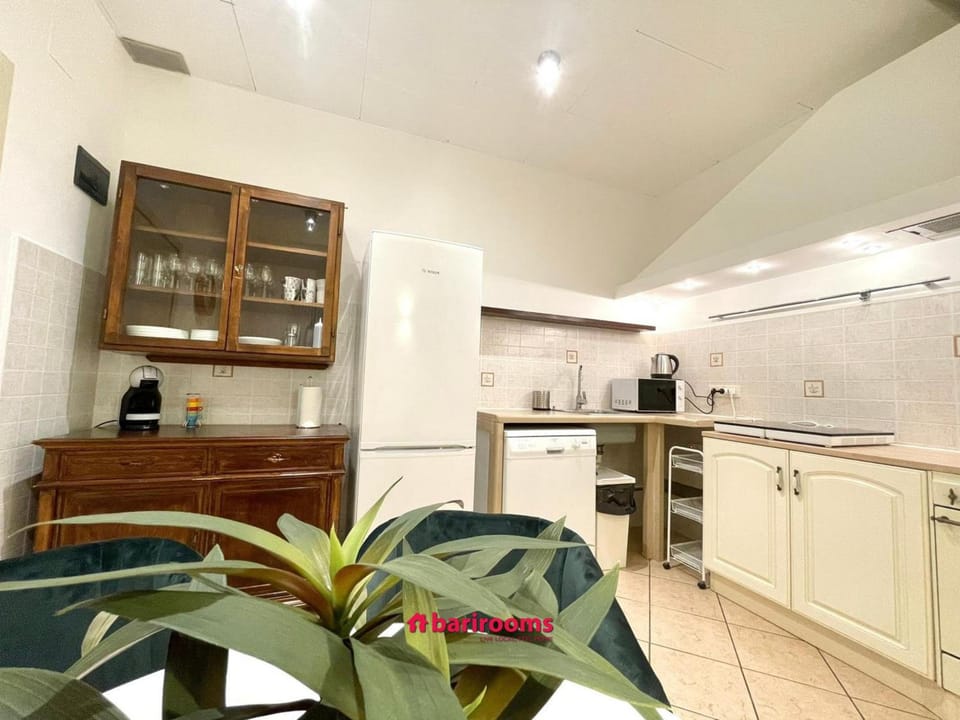 BARI ROOMS Abate Gimma Hostel in Bari