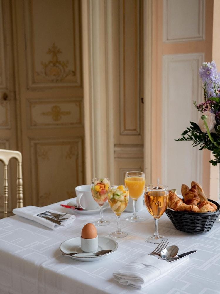Chateau d Ermenonville Hotel in Île-de-France