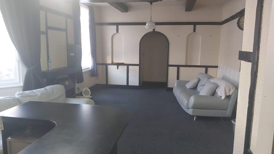 OYO Tudor Lodge - Redcar Beach Hotel in England