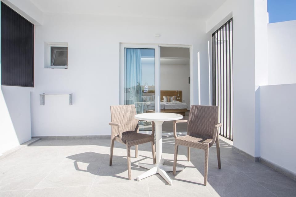 Mando Living - Faliraki Hotel in Faliraki, Greece