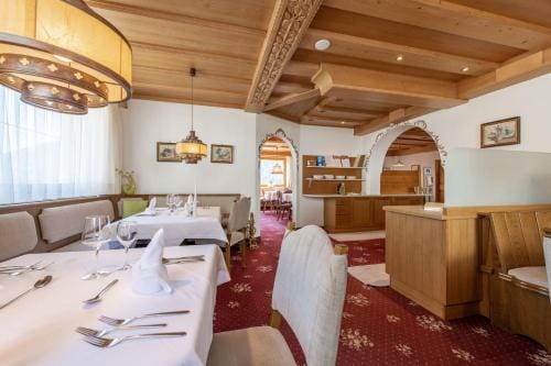 Hotel Stilfserhof Hotel in Trentino-South Tyrol