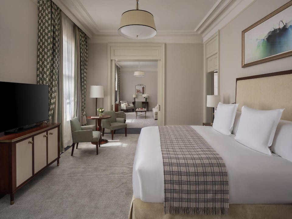 Suite room