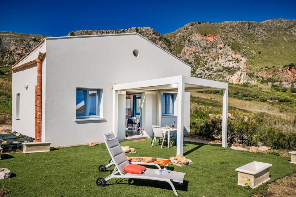 Villa Holidays View Bennistra Tower in Scopello Resort in Sicily