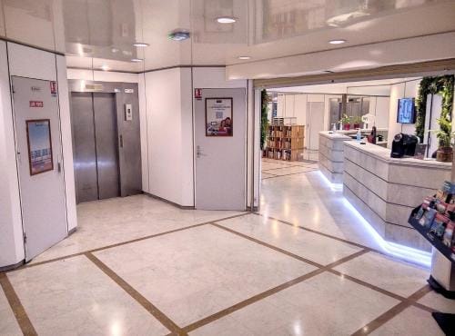 Résidence Graziella Studio 324 Hotel in Antibes