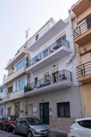 Venezian View Apartment Hotel in Heraklion