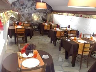 Le Pigeonnier Hotel in Centre-Val de Loire