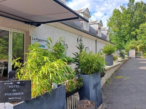 Le Pigeonnier Hotel in Centre-Val de Loire