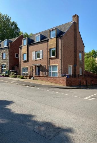 Number 2, Spacious Rooms, Near Ironbridge! Hotel in Telford
