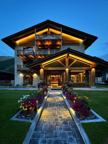Camino Rustic Chic Hotel Hotel in Canton of Grisons