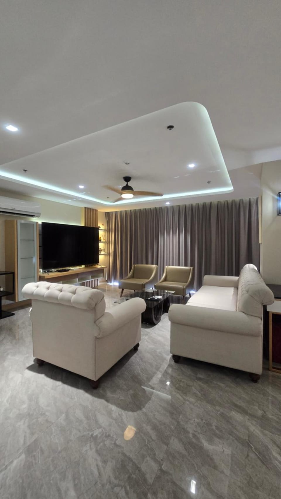 One Euphoria Luxe Hotel Hotel in Angeles