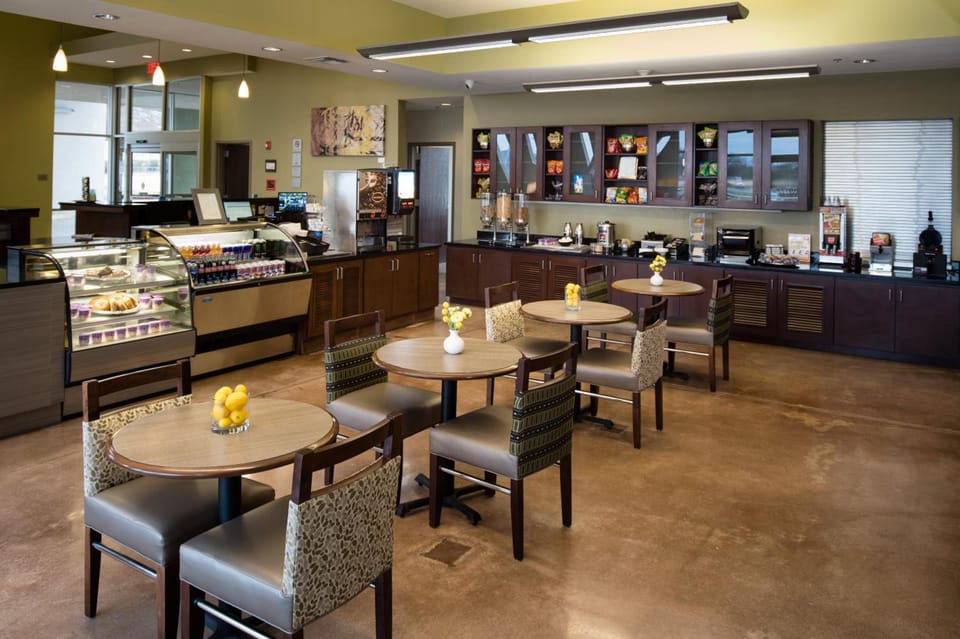Malana Hotels & Suites Hotel in Cotulla