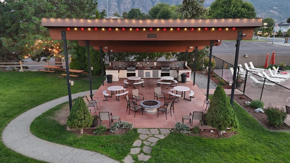 Mountain View Lodge Hotel in Manson