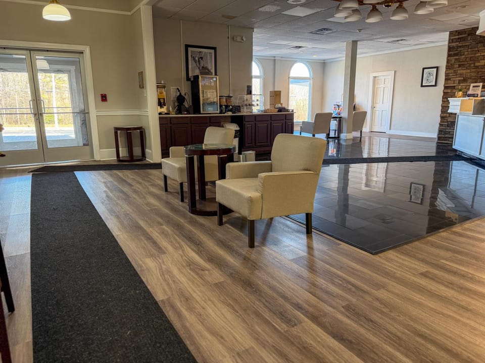 Whalers Inn and Suites Motel in New Bedford