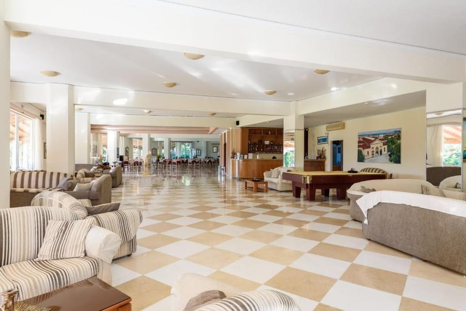 Regina Hotel Hotel in Crete