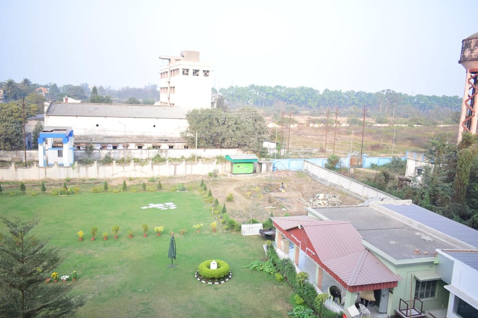 TRIS PLANET Resort in Kolkata