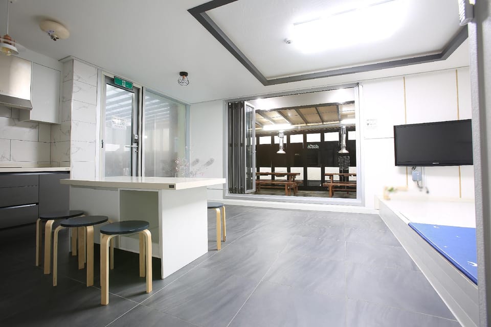 Daebudo Raon Pension Hotel in Gyeonggi-do