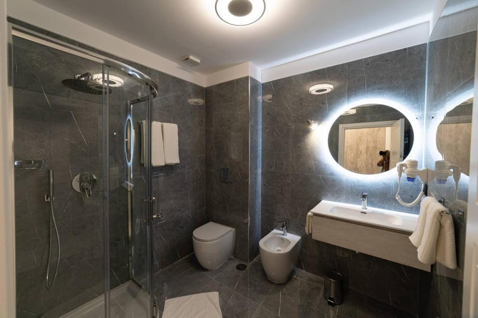 Apart Hotel Suite Italy Naples Chiaia Mergellina Hotel in Naples