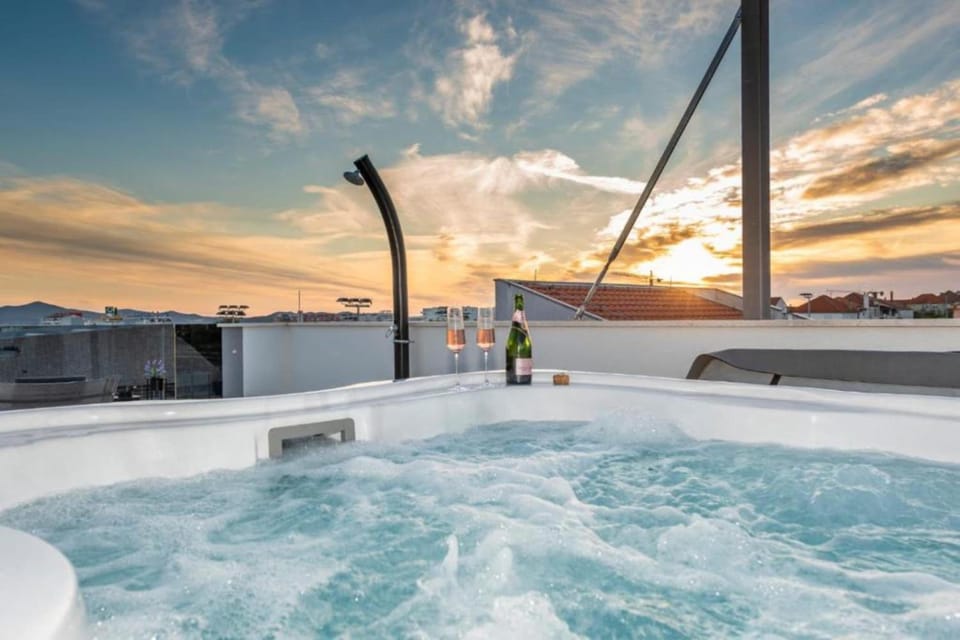 Luxury Majpruz Suites I Hotel in Zadar