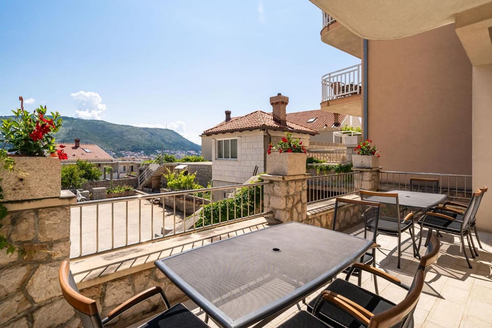 Burum Accommodation B&B - Apartment with Beautiful view 2 Hotel in Dubrovnik